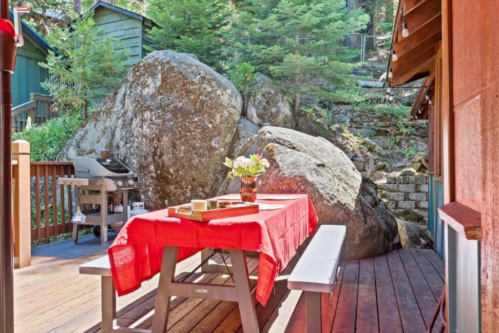 Lewis Creek Near Yosemite King Beds Holiday home *